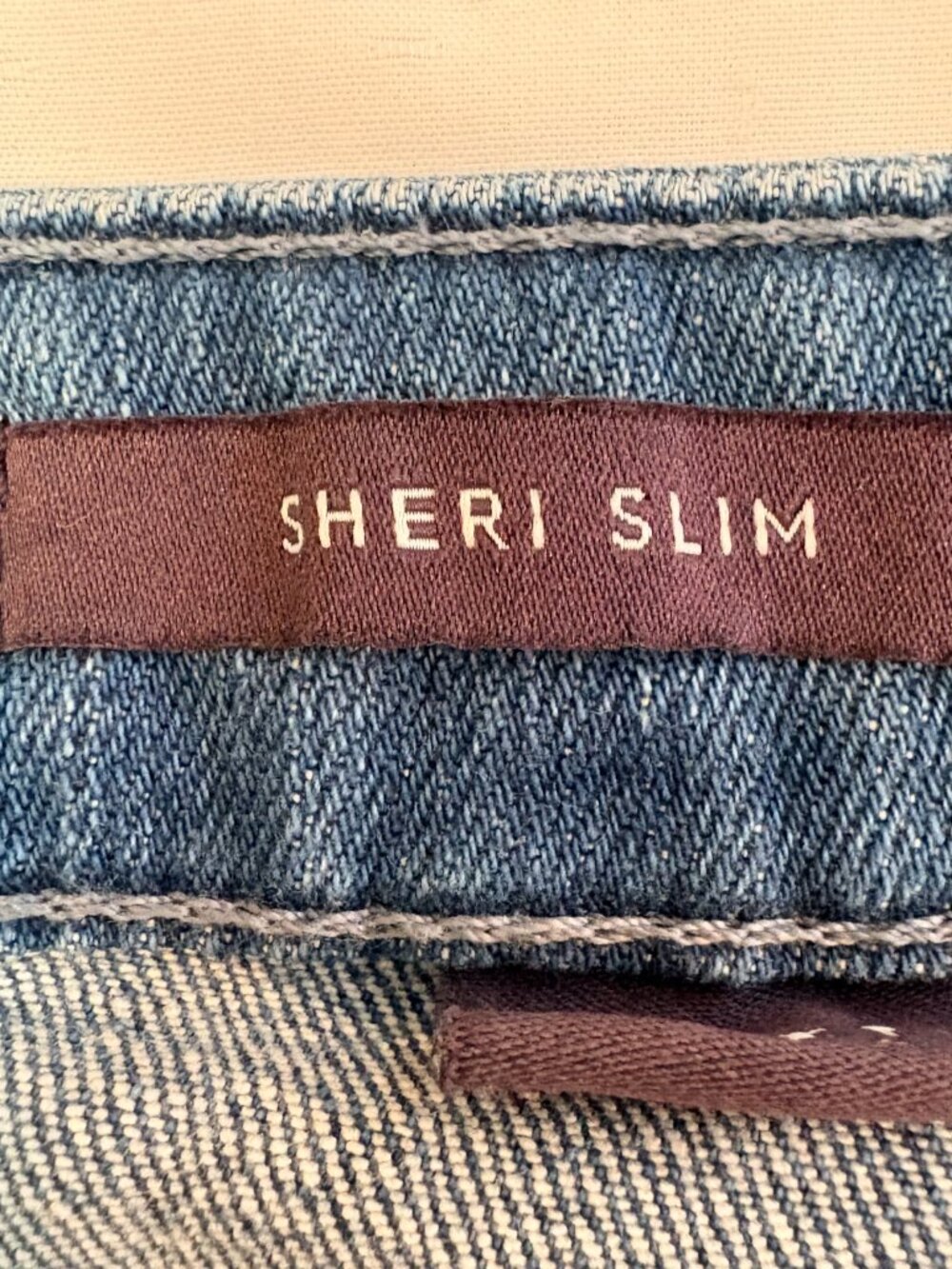 NYDJ Sheri Slim Ankle Jeans Light Paradise Blue 10 Lift Tuck Frayed Hem - Picture 6 of 12